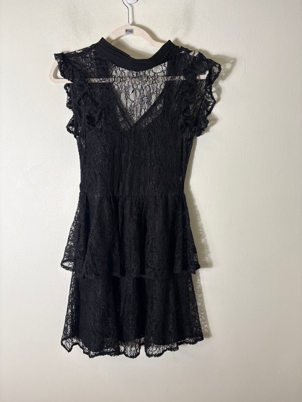 BCBG Max Azria Black Lace Sleeveless Peplum Top Sz S